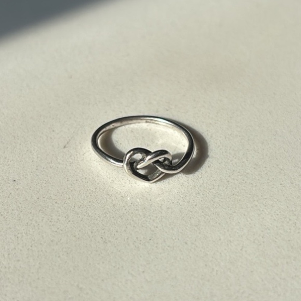 James Avery Heart Knot Ring Size 6.5